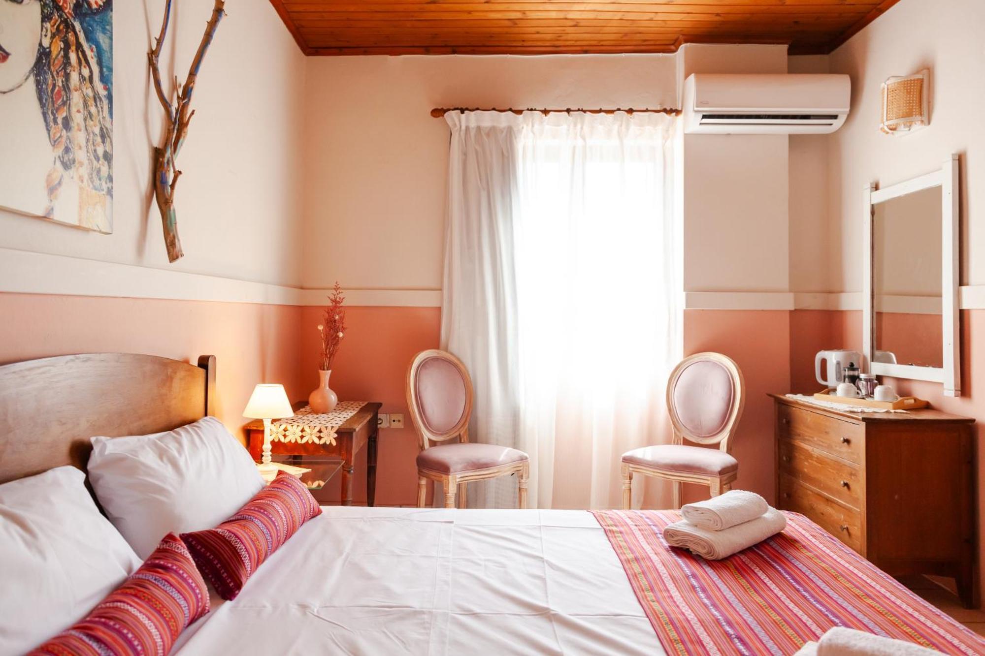 Amnisiades Apartments Karteros Dış mekan fotoğraf